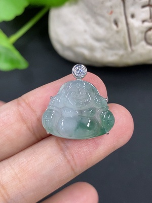 F46597669 翡翠佛公镶嵌吊坠 非金 货品总重约3.26g