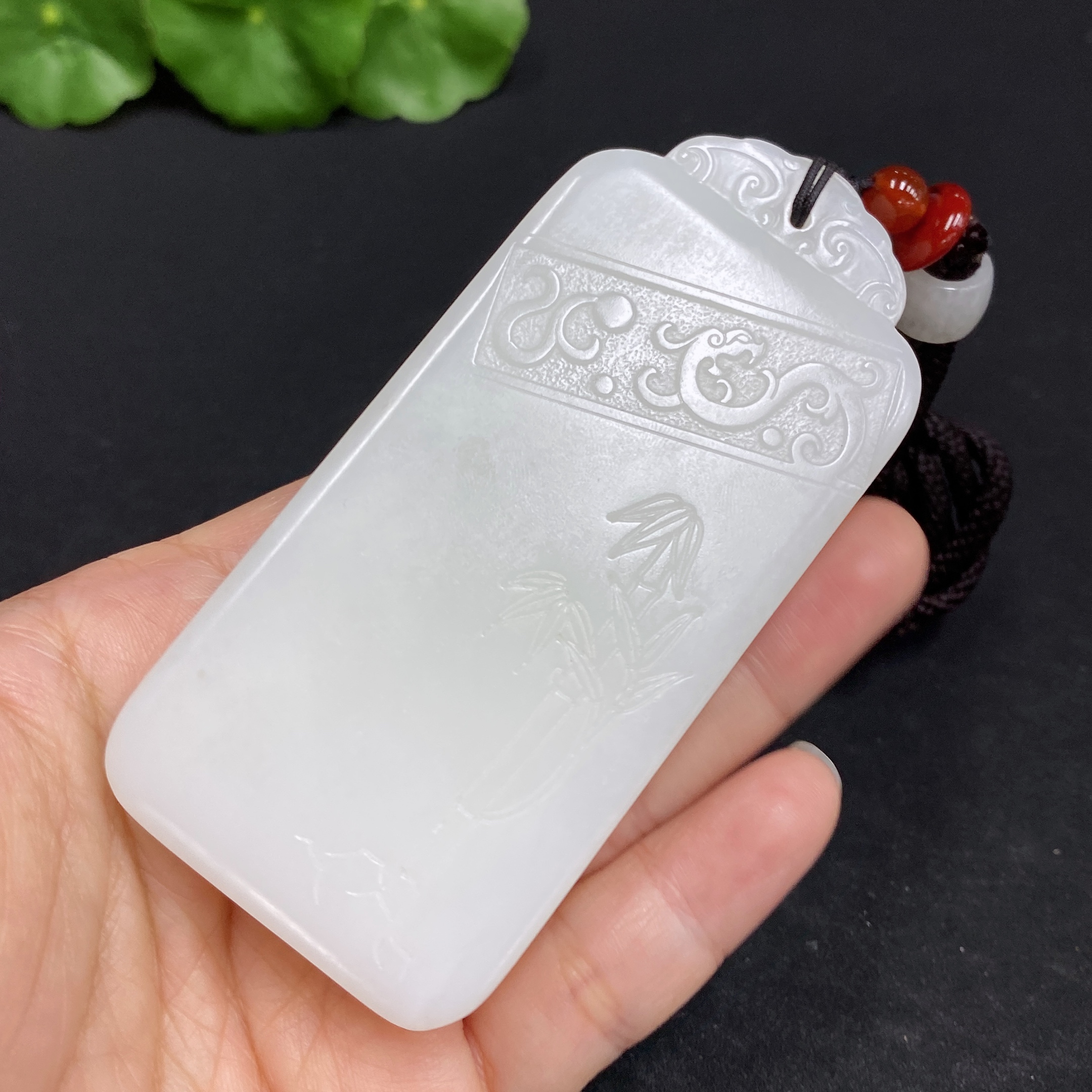 H32726816 Hetian Jade Pendant Six-armed Guanyin