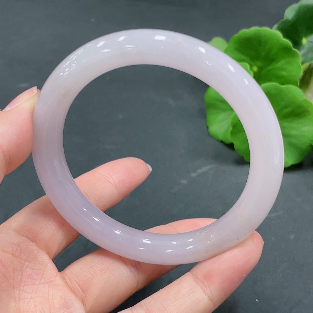 F22524222 Jadeite Round Bangle Size 56.9 Total Weight 51.439g