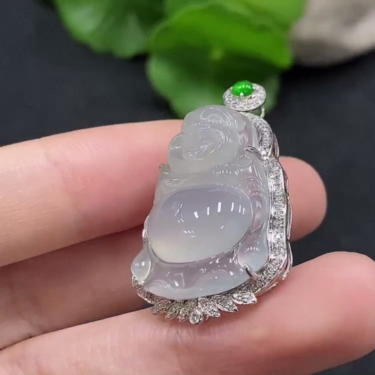 F34964457 Jadeite Buddha Pendant Set in 18K Gold with Diamond Accents, Total Weight Approx. 6.14g