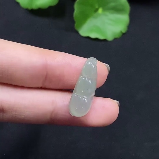 F29408465 Jadeite Blessed Bean Inlay Piece, Total Weight Approx. 1.43g