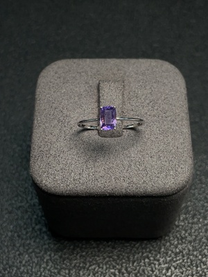 C34008885 Sapphire Ring 18K Gold Total Weight Approx.0.86g Size13 5.6*3.6mm