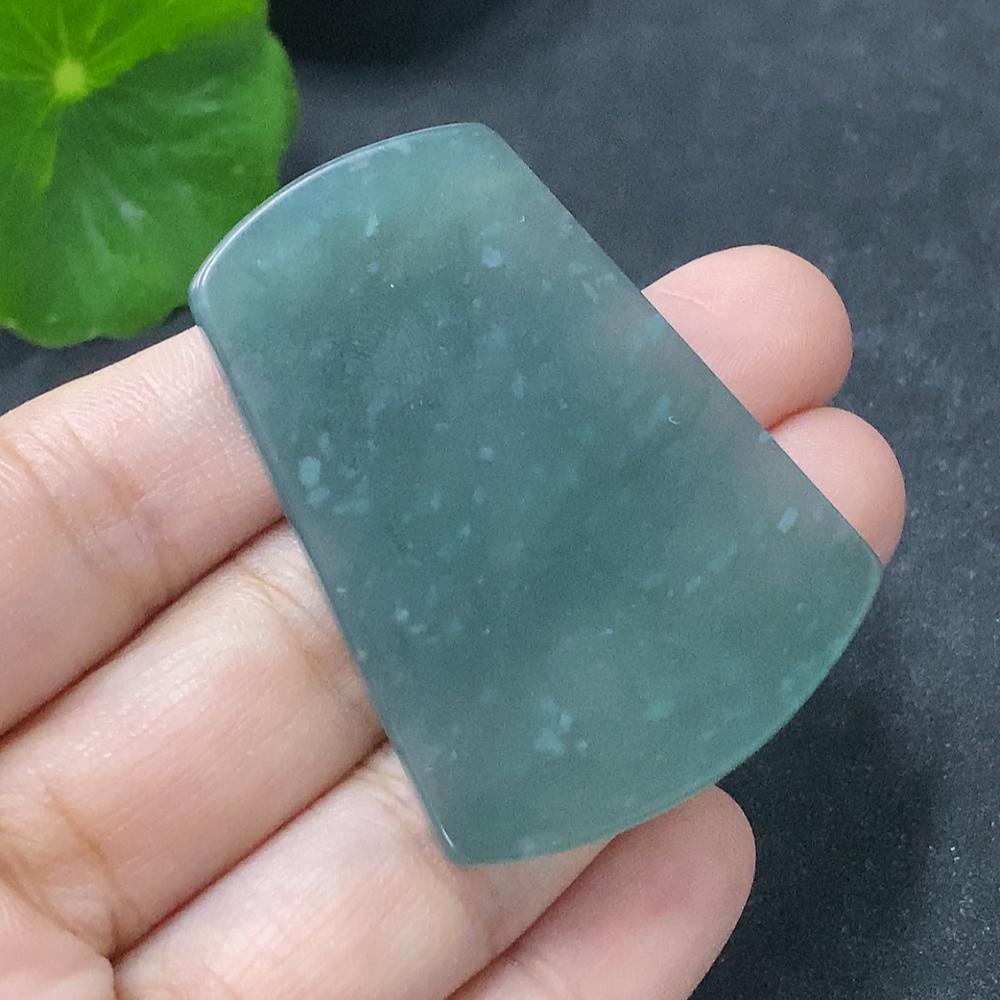F33930129 Jadeite Unpolished Pendant Plain Pendant Total Weight Approx. 11.48g