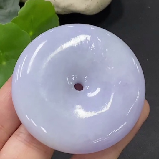 F29323688 Jadeite Peace Knot Pendant, Total Weight Approximately 76.41g