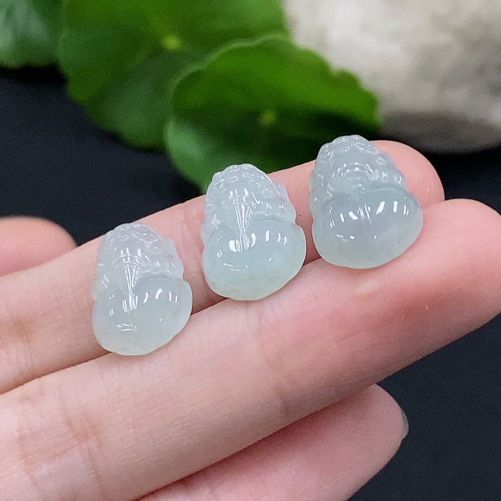 F35091390 Jadeite Pixiu Inlaid Piece Sell as a Lot