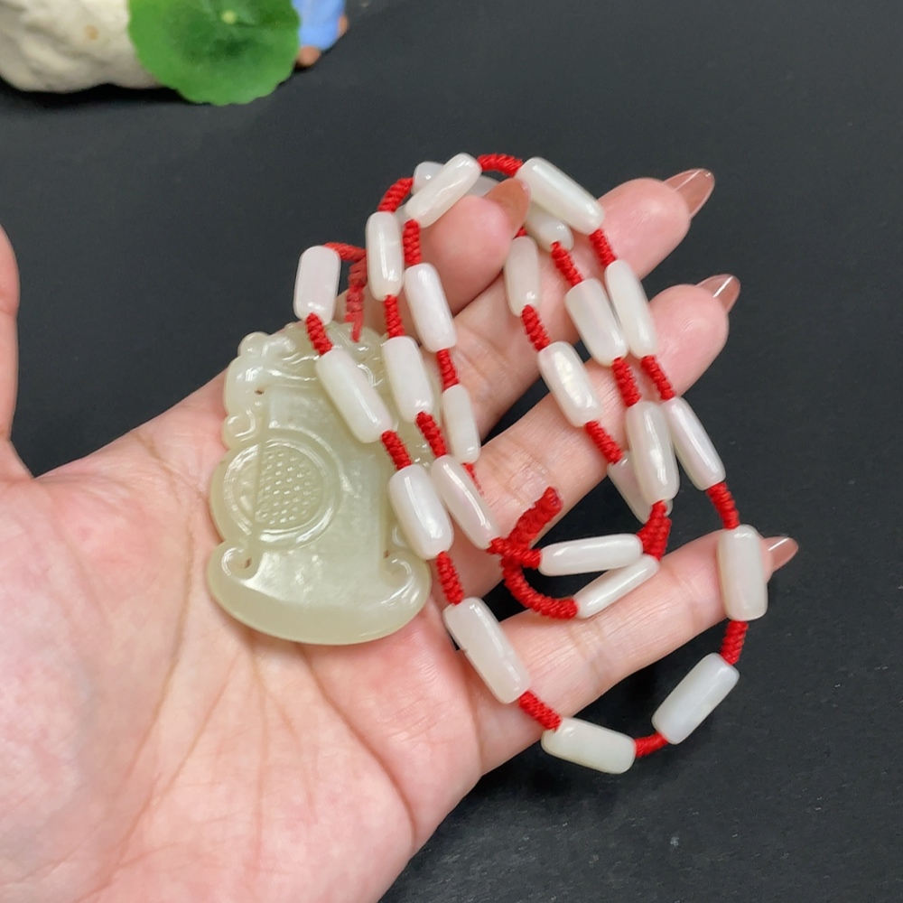 H34973033 Hetian Jade Pendant, Antique Style, Total Weight Approx. [with chain] 49.6g