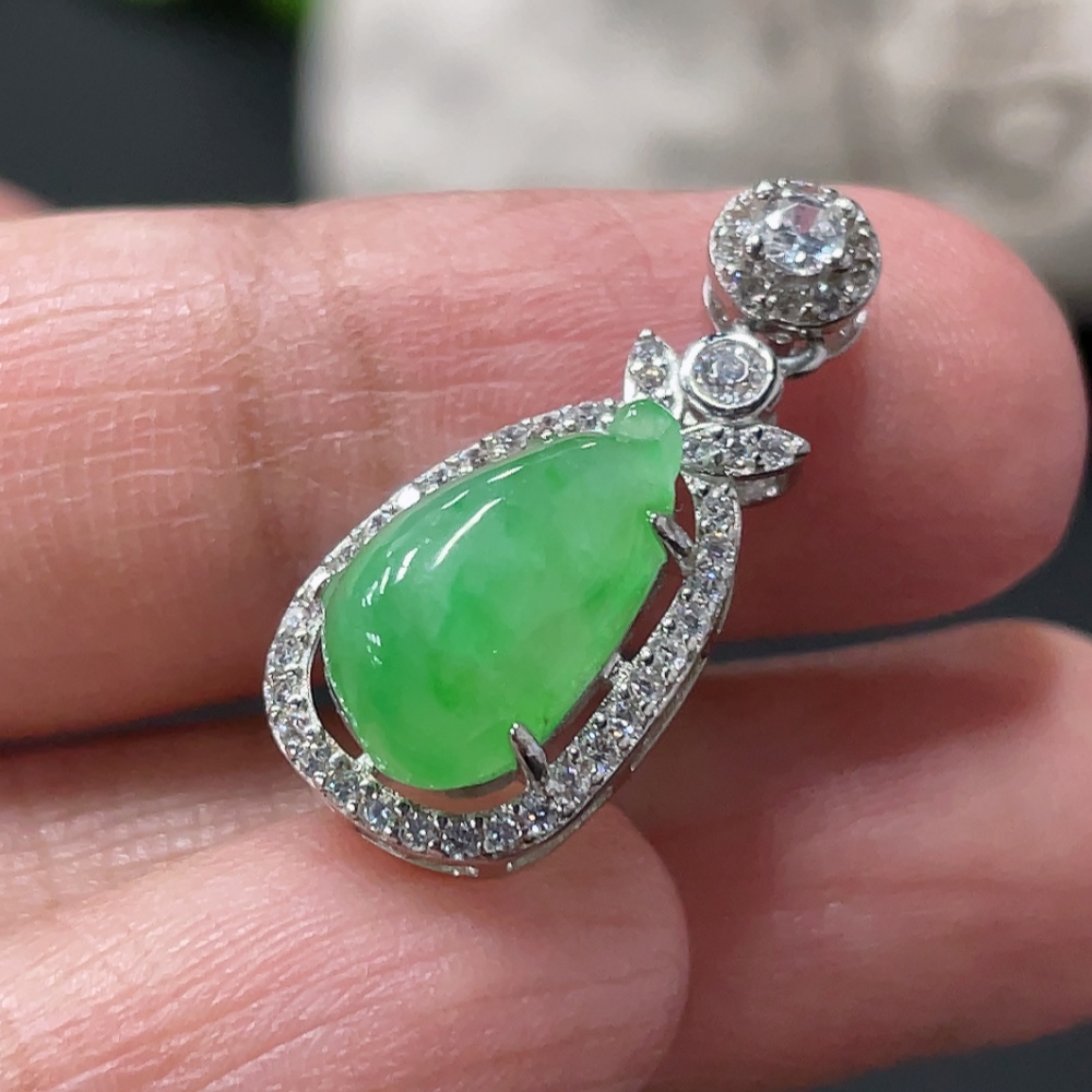 F35080164 Jadeite Inlaid Pendant Non-Gold Inlaid Total Weight Approx.1.69g