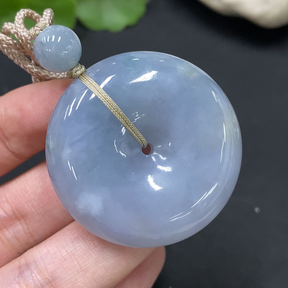 F27122999 Jadeite Safety Buckle Pendant, Color Origin Undetermined, Total Weight Approx. 35.29g