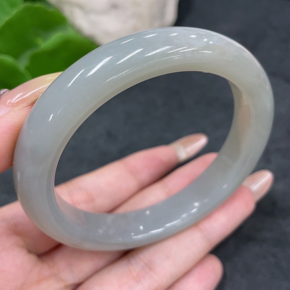 H32823555 Hetian Jade Round Bracelet Size 57.1 Total Weight Approx.54.6g
