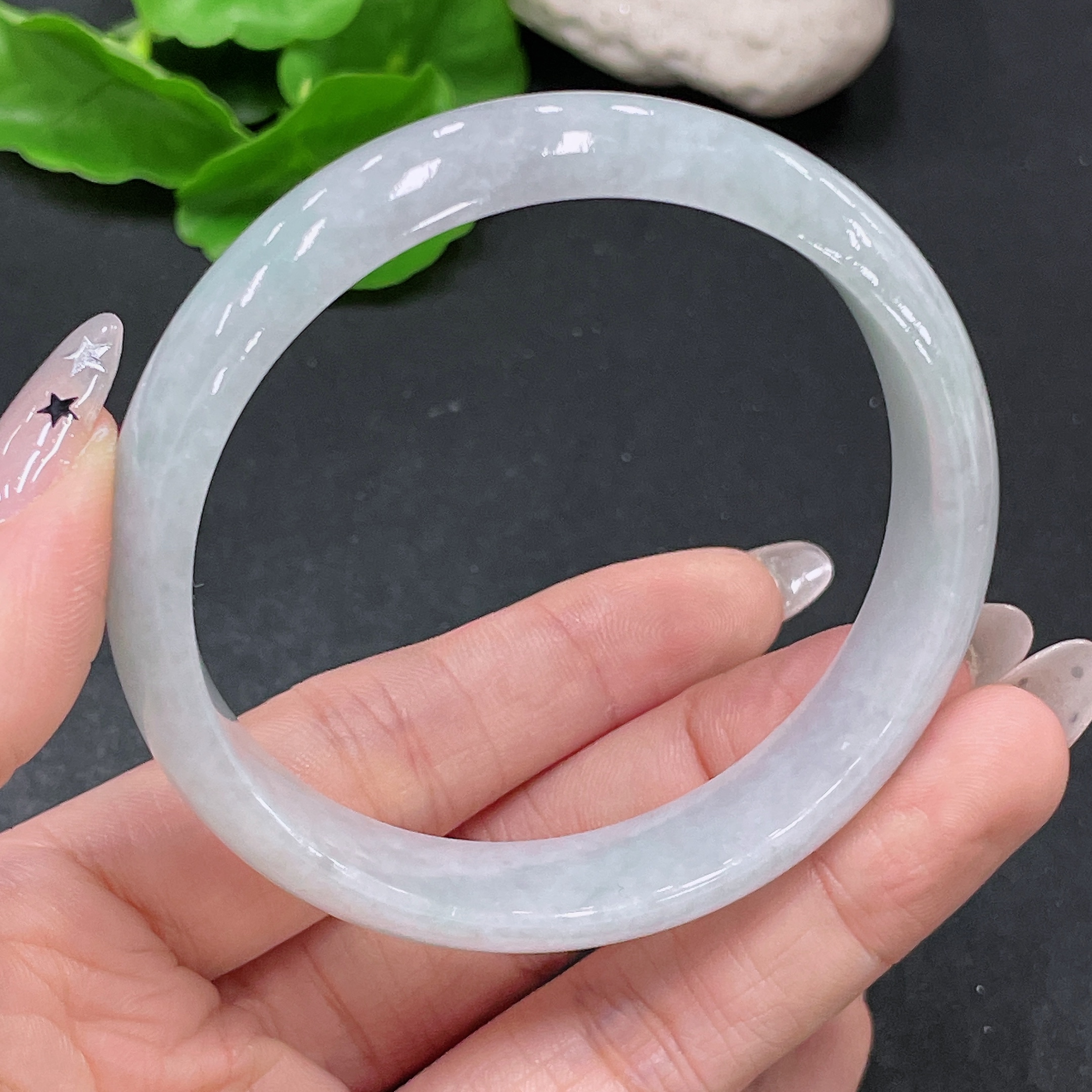 F35104714 Jadeite Round Bangle Size 58.2 Total Weight Approx. 42.6g