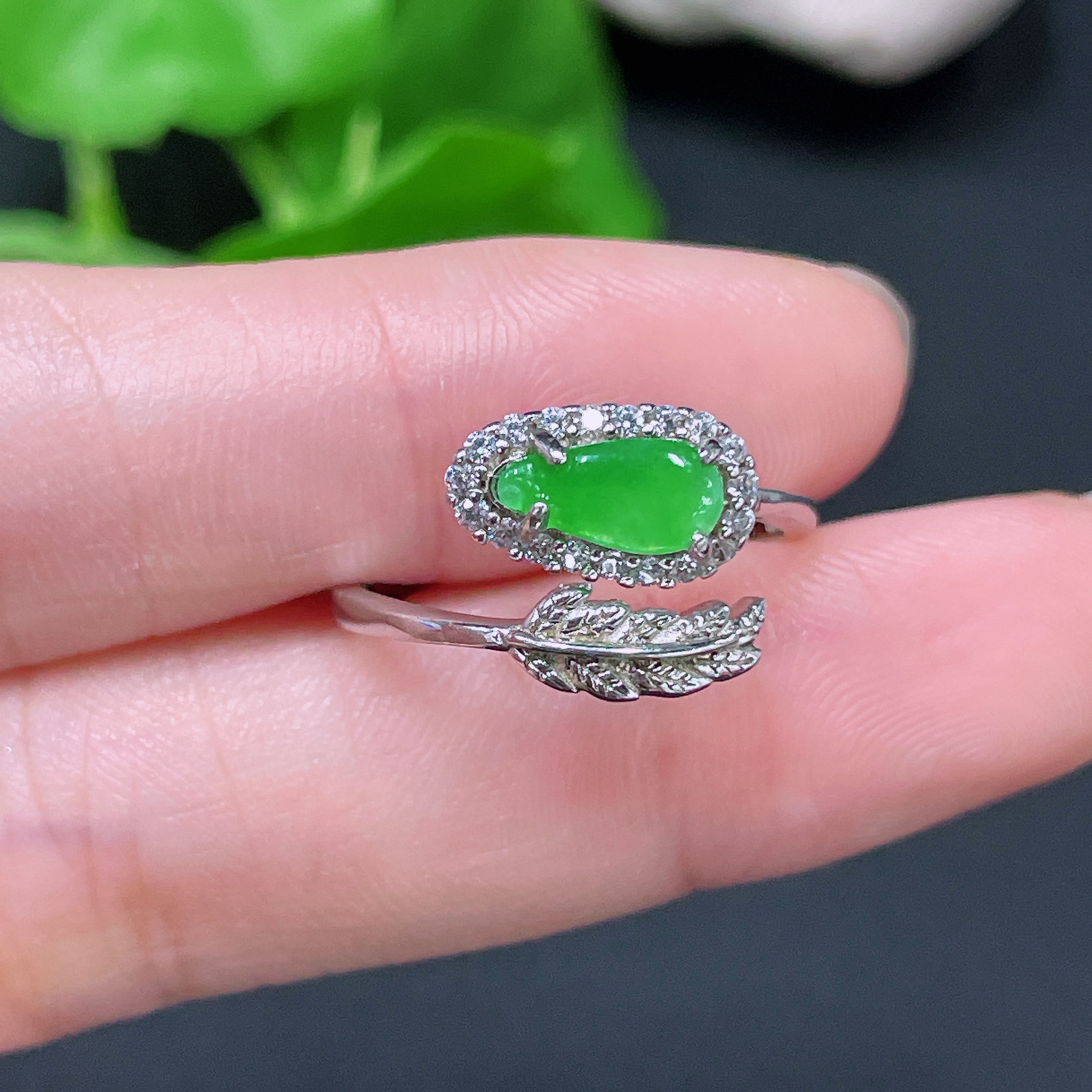 F33865479 Jadeite Inlaid Ring Non-Gold Total Weight Approx. 2.1g