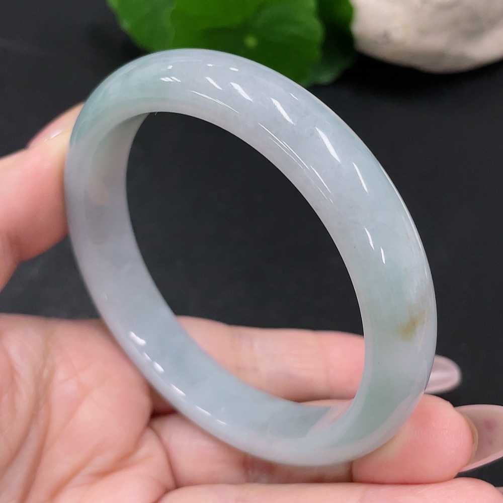 F34068142 Jadeite Round Bangle Size 56.7 Total Weight Approx.50g
