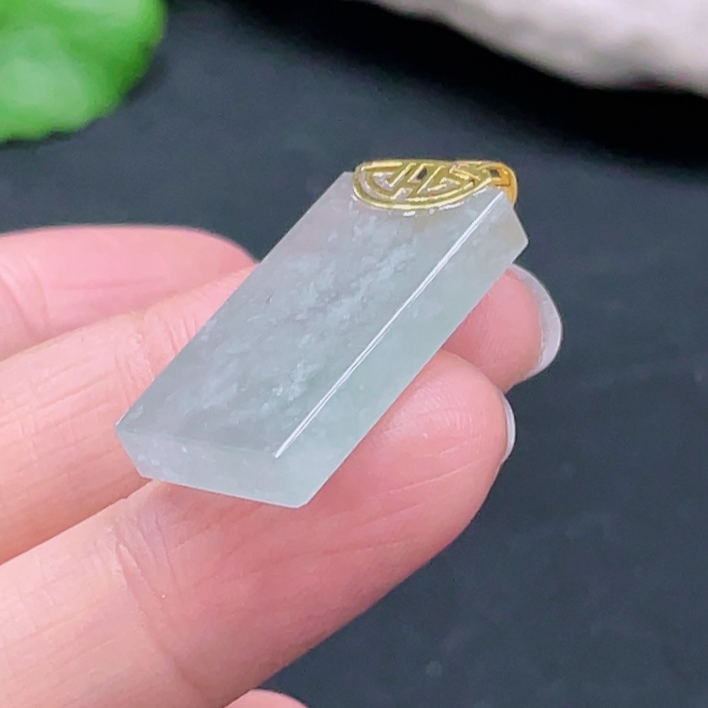 F25848545 Jadeite Plain Pendant in 18K Gold Total Weight Approx. 5.57g