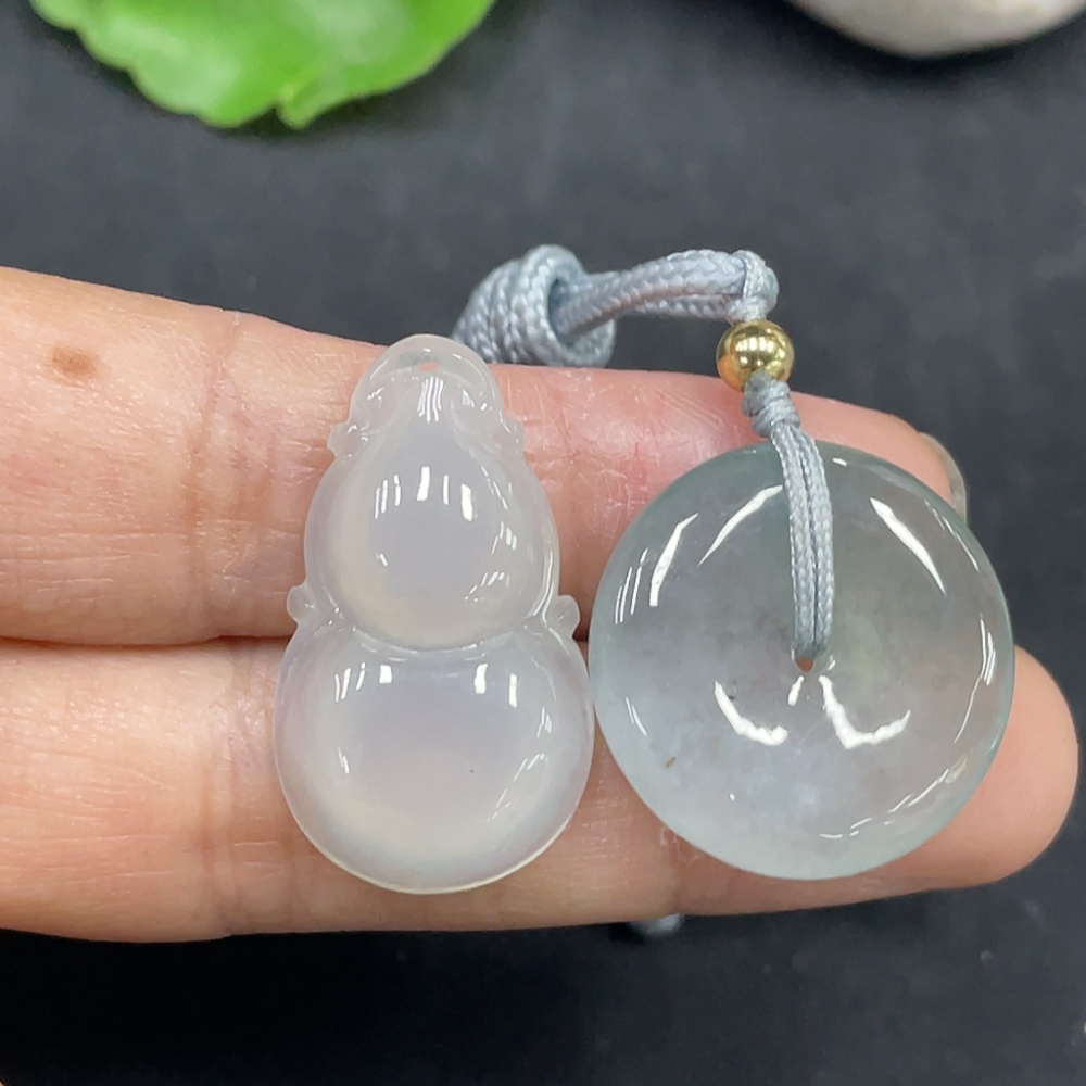 F30499377 Jadeite Pendant Sell as a Lot Non-Gold