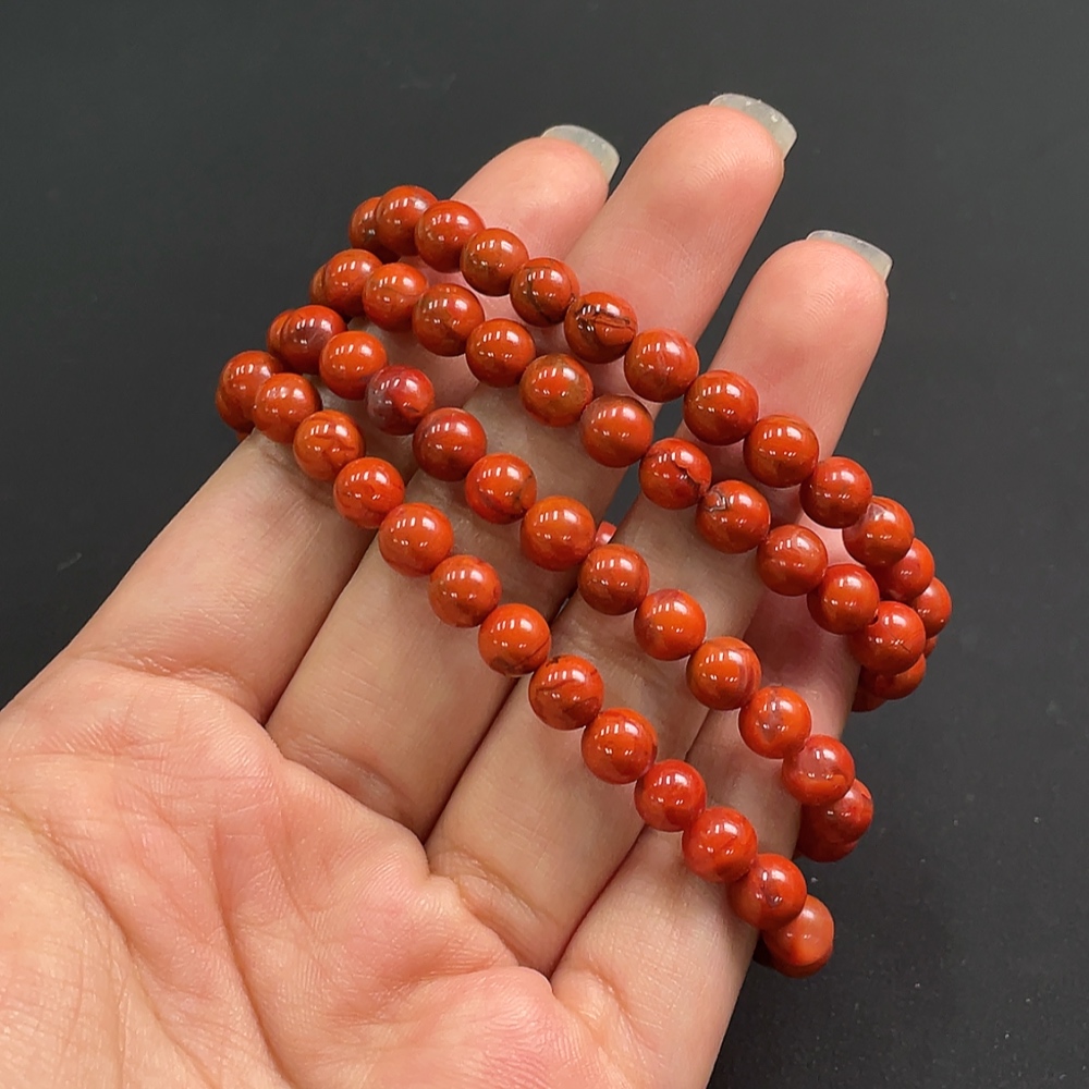 C18968744 'Red Agate Bead Necklace with Visible Organic Matter, Total Weight Approx. 44.67g, Bead Size About 6.7mm'