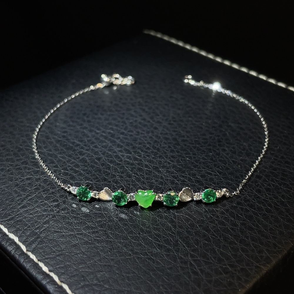 C31576276 Emerald Bracelet Set in 18k Gold, Total Weight Approx. 1.75g, Clarity Enhanced, Accented with Diamonds and Jadeite