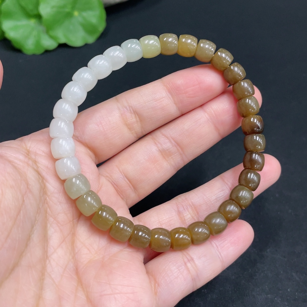 H34072098 Hetian Jade Bracelet, approx. 6.7mm, total weight approx. 17.7g