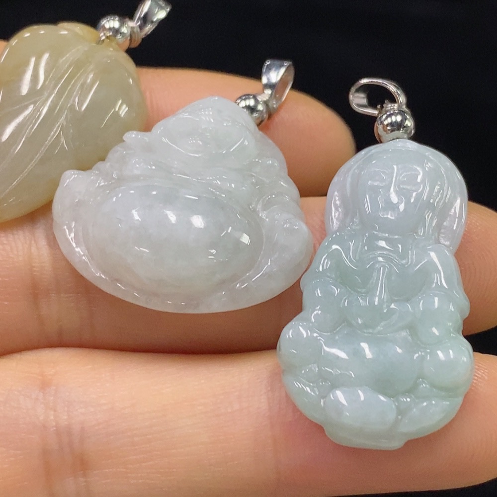 F33911678 Jadeite Pendants Sell as a Lot Non-Gold