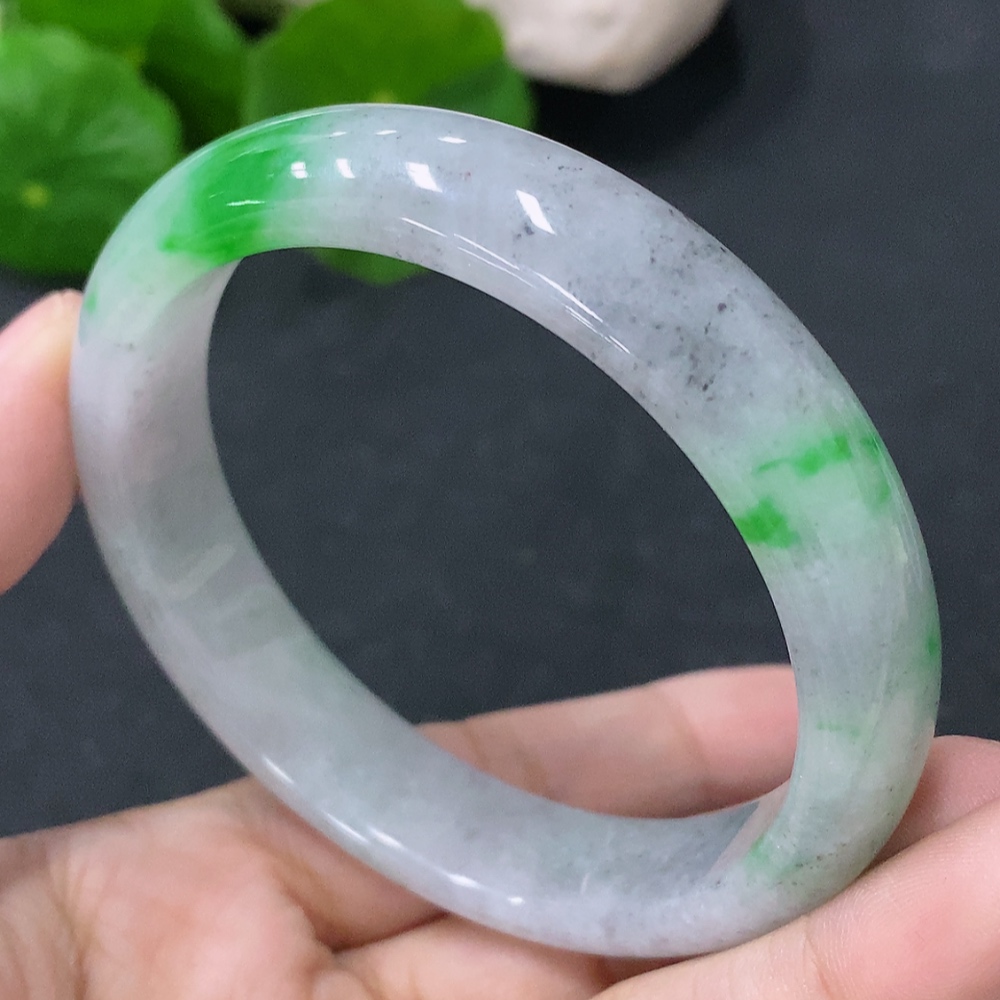 F33849760 Jadeite Round Bangle Size 55mm Total Weight Approximately 46.56g