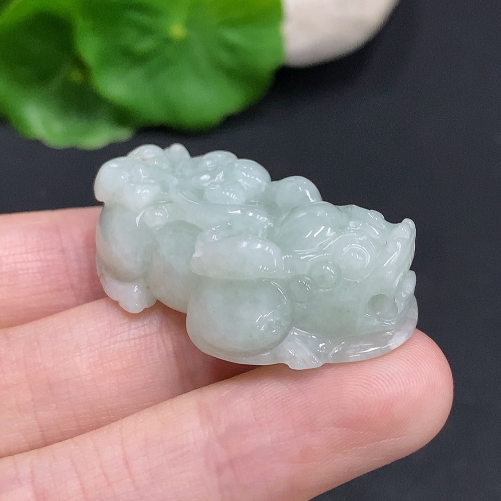 F31687983 Jadeite Pixiu Pendant, Total Weight Approximately 18.3g