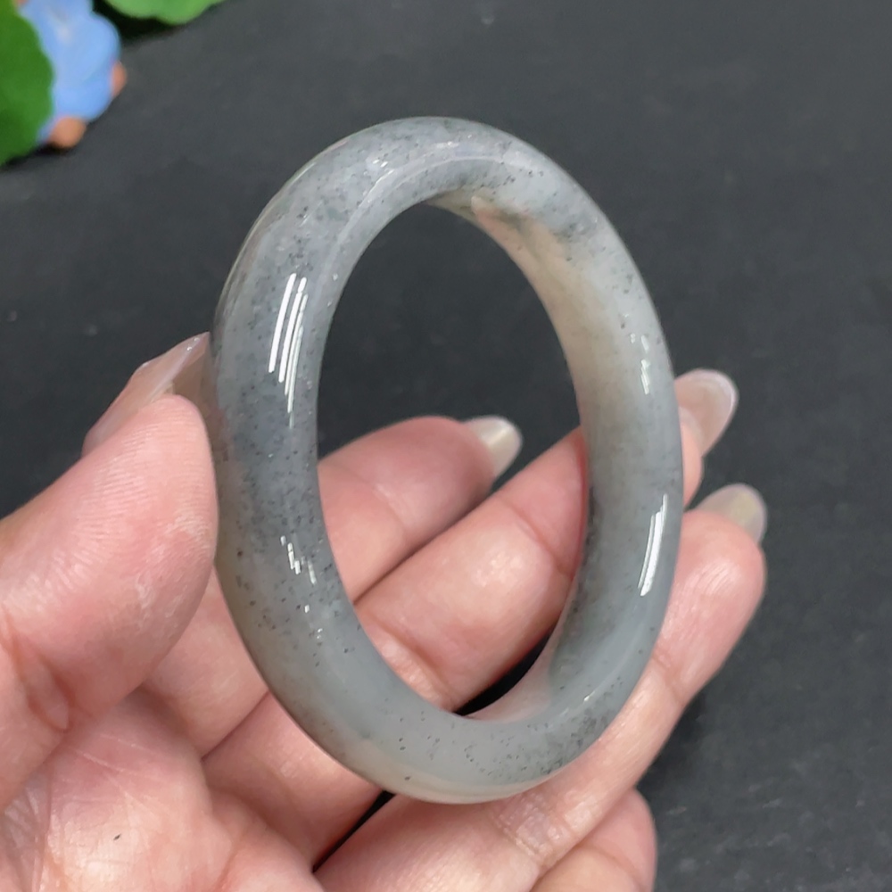 H30488613 Hetian Jade Round Bracelet Size 51.6 Total Weight Approx. 42.4g