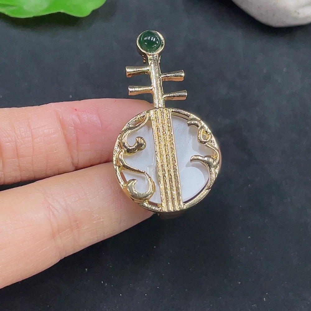 F30499668 Jadeite Inlaid Brooch Non-Gold Inlaid