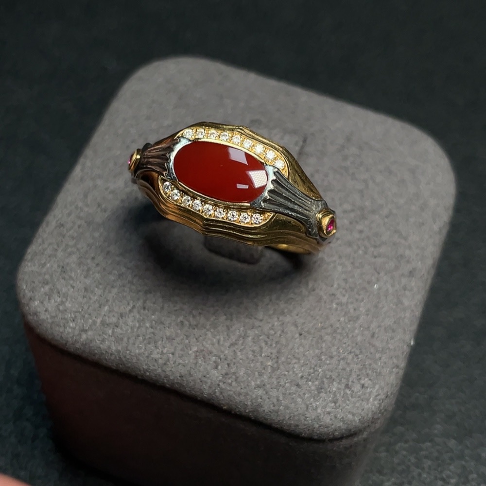 C30536150 South Red Agate Inlaid Ring 18K Gold Size 20 Total Weight Approx. 5.42g Non-Diamond