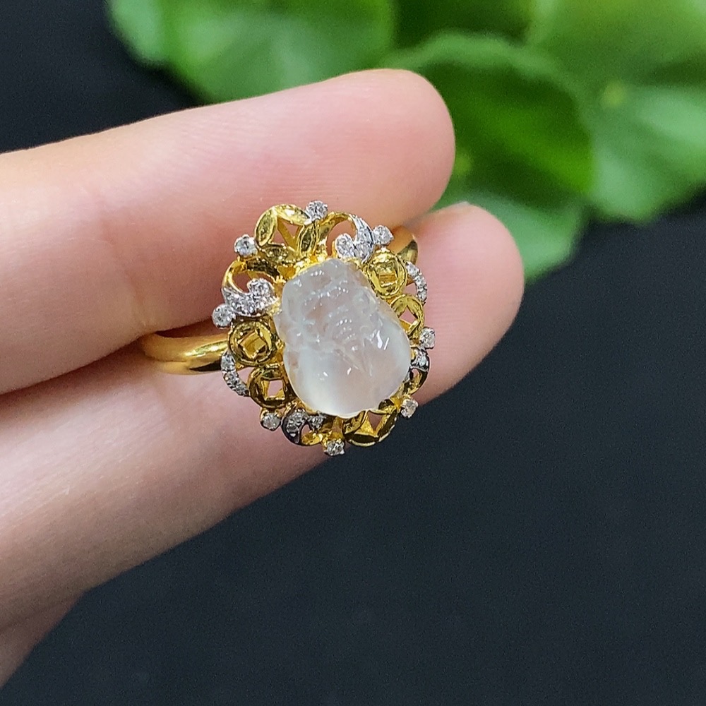 F34028023 Jadeite Inlaid Ring 18K Gold Size 14 with Diamond Accent Total Weight Approx. 2.3g