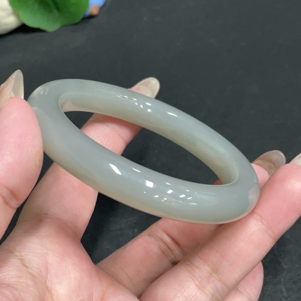 H30550949 Hetian Jade Round Bracelet Size 57.8 Total Weight Approx. 52.9g