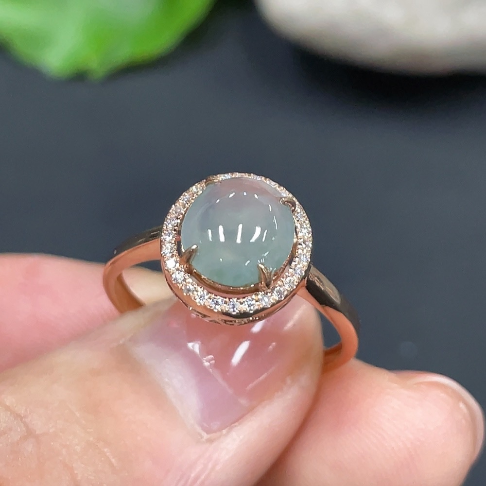 F20283843 Jadeite Cabochon Ring with 18K Gold Setting, Size 12, Total Weight Approx. 1.69g