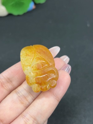 H46587044 和田玉挂件 一鸣惊人 货品总重约23.2g 皮色成因未定