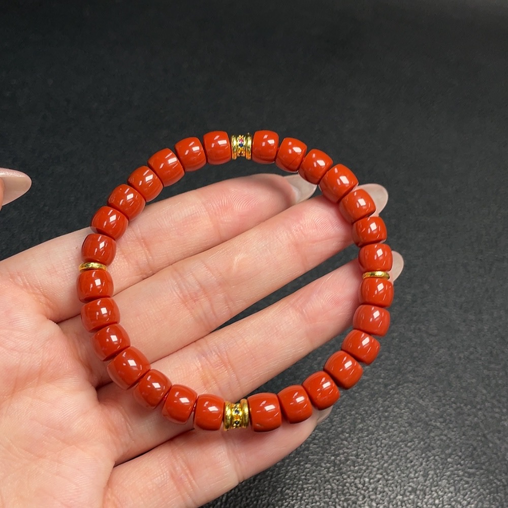 C33920912 South Red Agate Bracelet Non-Gold Visible Organic Matter Total Weight About 18.37g Size Approx. 7.3mm