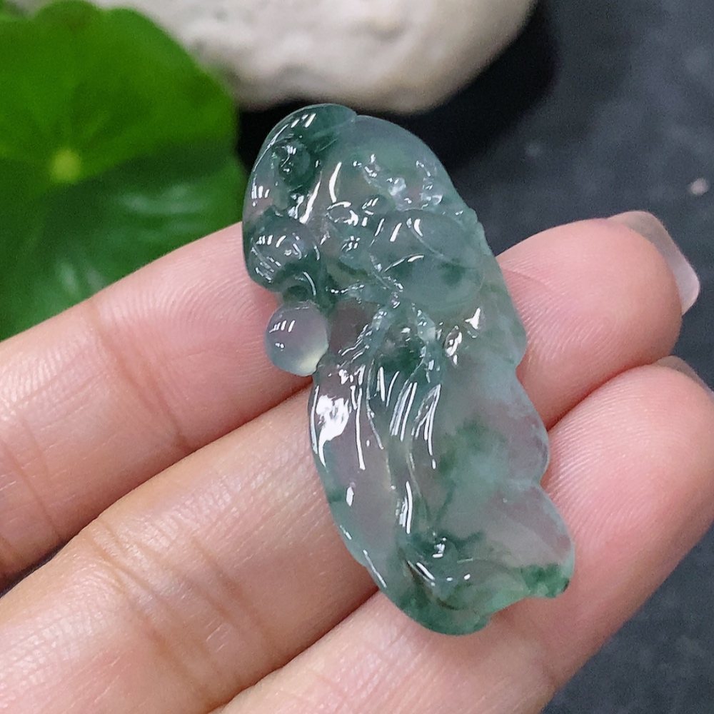 F34043257 Jadeite Pendant Flourishing and Prosperous