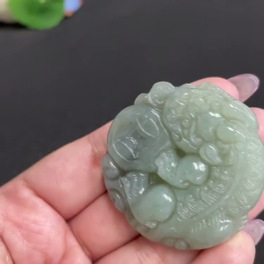 H33864335 Hetian Jade Pendant Auspicious Beast Total Weight Approx. 43.3g