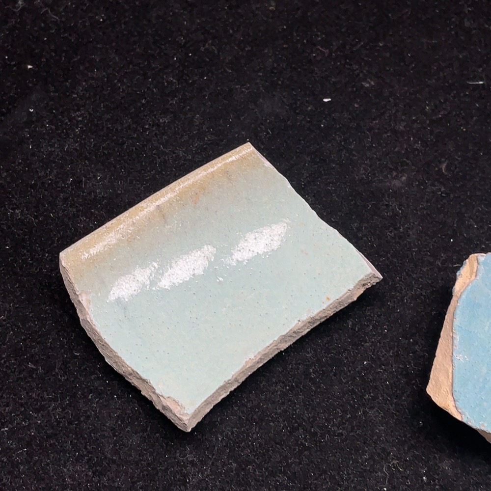 W25911826 Ceramic shard, Jun-glazed ceramic shard set (size subject to actual item)