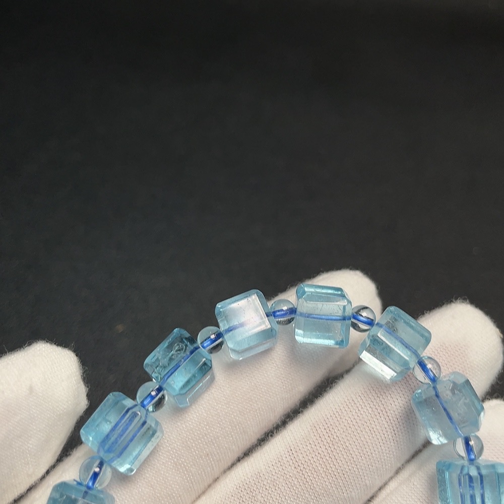 C33920926 Topaz Bracelet, Color Origin Undetermined, Total Weight Approx. 32.72g, Size Approx. 8.1mm