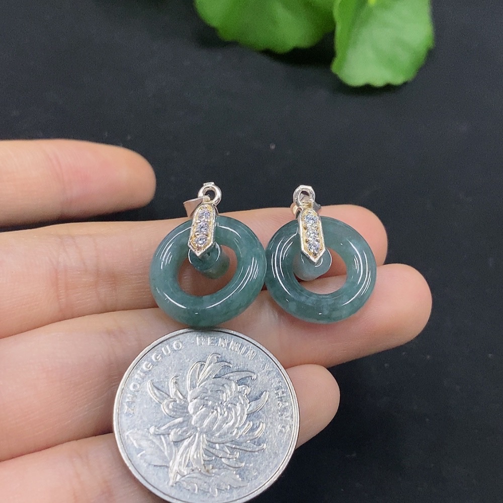 F29346307 Jadeite Donut Pendant Non-Gold Inlaid