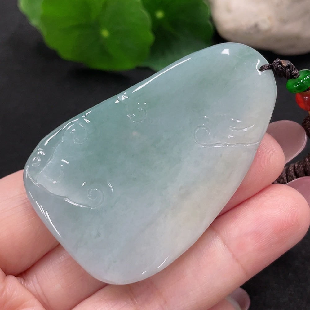 F32808582 JadeiteLotus Leaf Fish Pendant