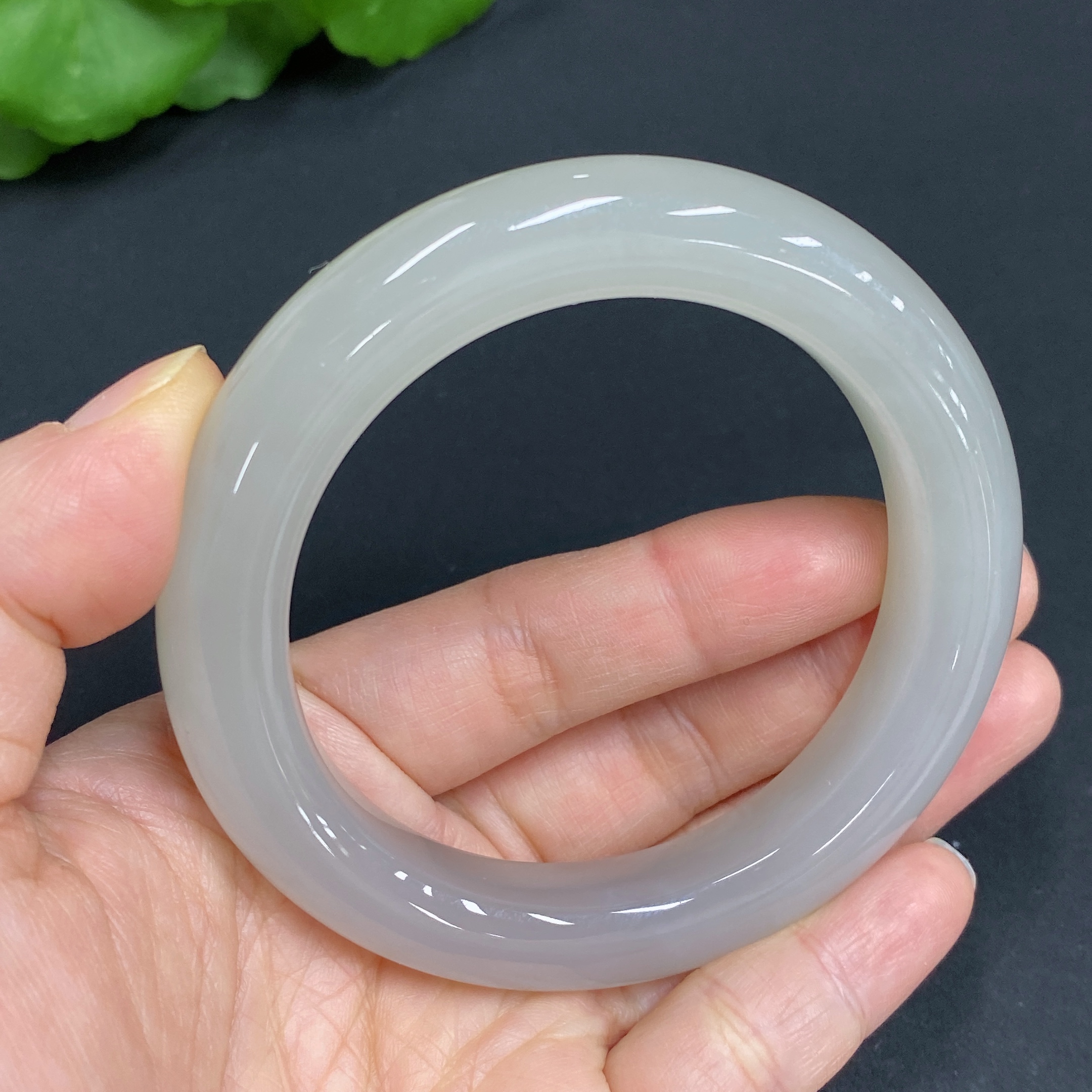 H29366651 Hetian Jade Round Bracelet, Size 54.7, Total Weight Approx. 62.8g