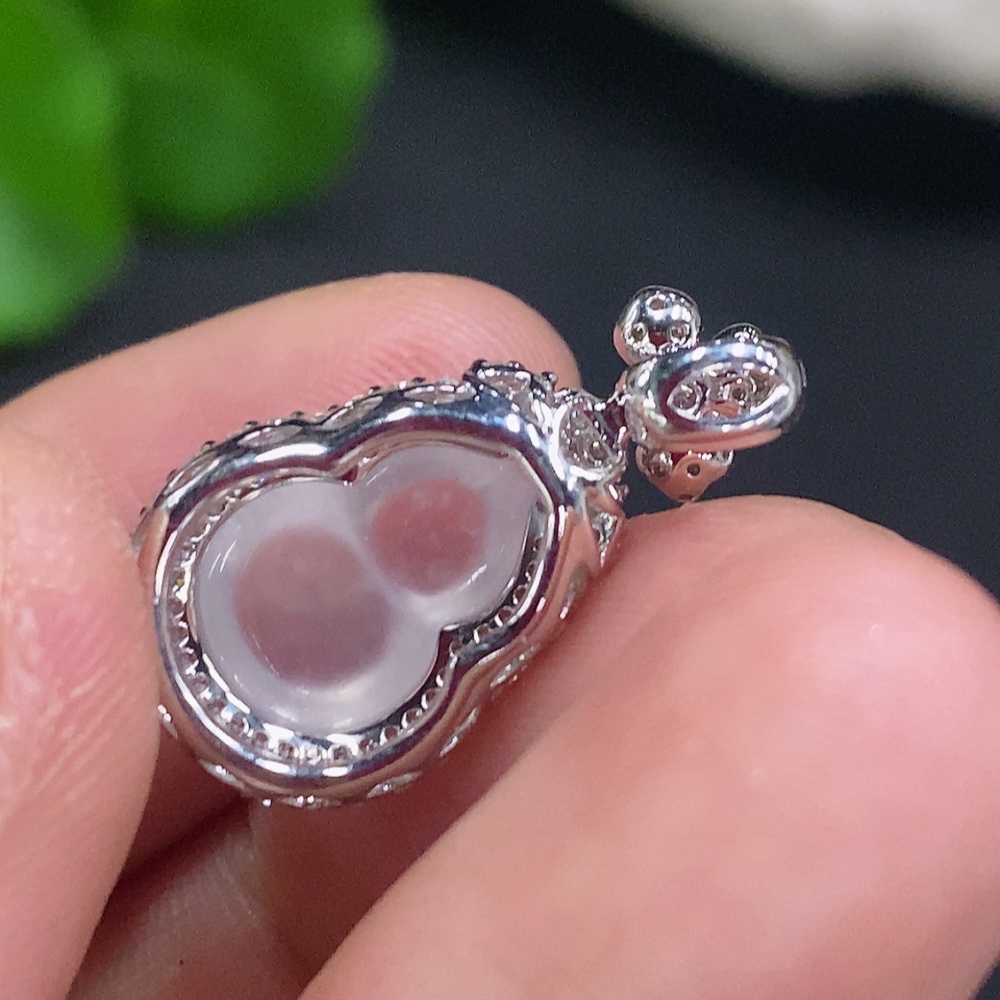 F31684856 Jadeite Gourd Pendant with 18K Gold Mount, Total Weight Approx. 2.4g (Set with Diamonds)