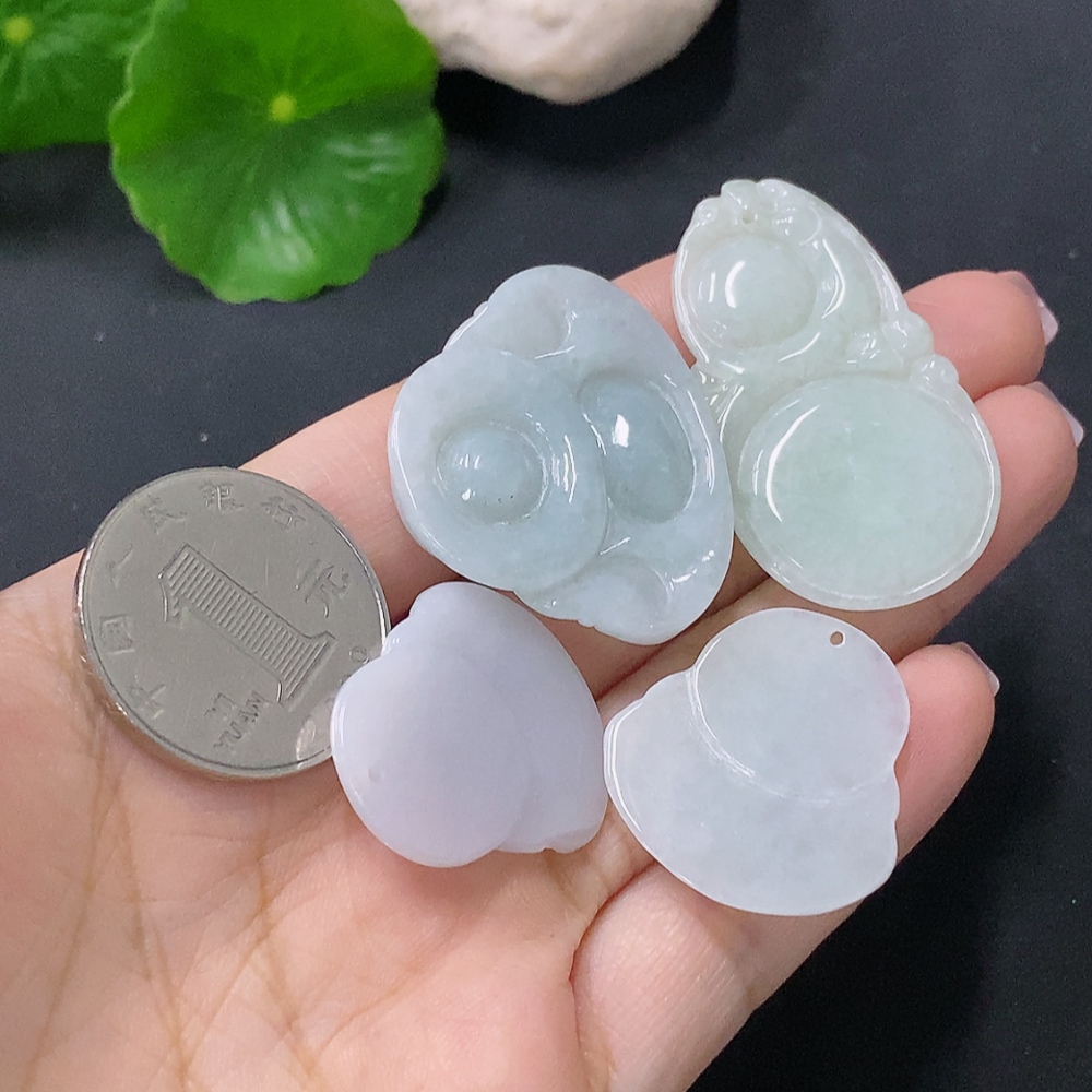F28266554 Jadeite Pendant Sell as a Lot
