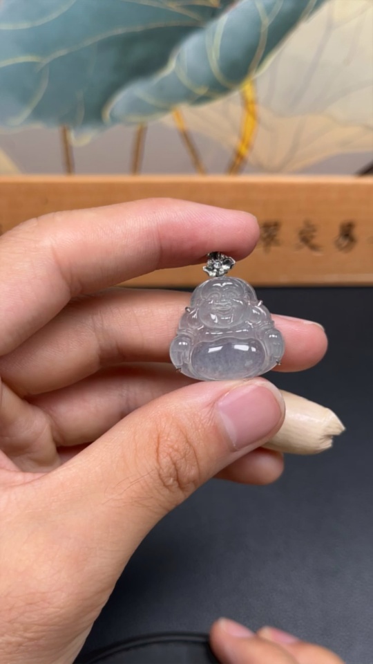 F18070647 Jadeite Buddha Pendant with 18K Gold Mounting, Total Weight Approx. 5.4g