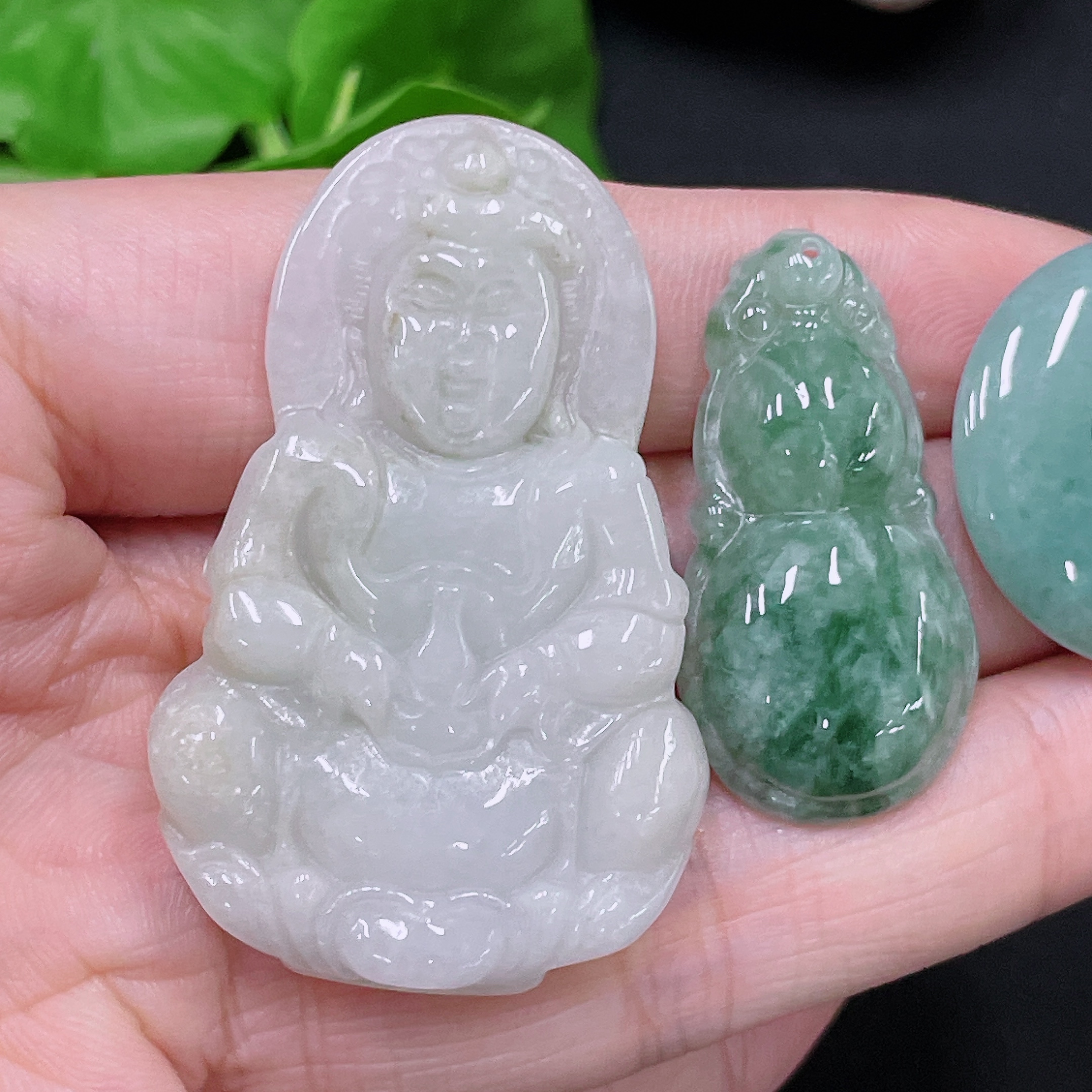 F33893615 Jadeite Pendant Guanyin Gourd Peace Buckle