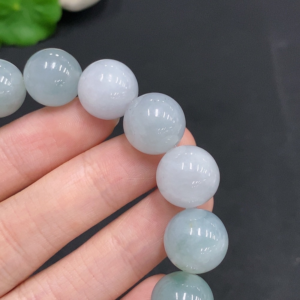 F30457454 Jadeite Bracelet 12.9mm Approx. Total Weight About 62.3g