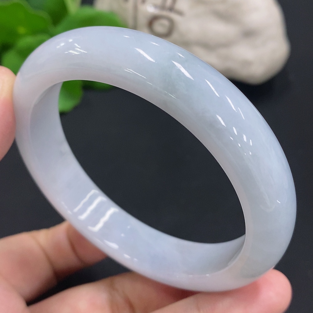 F31686458 Jadeite Round Bangle, Inner Diameter 58.9, Total Weight Approx. 64.6g