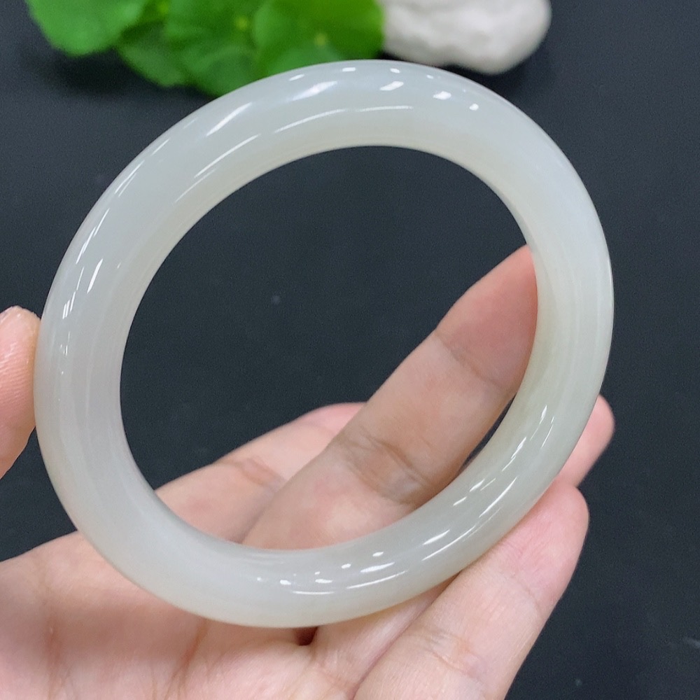 H28194044 Hetian Jade Bracelet Size 58.5 Total Weight Approx. 52.8g