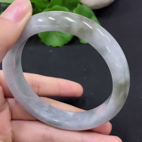 F29315617 Jadeite Round Bracelet Size 59.7 Total Weight Approximately 66.74g