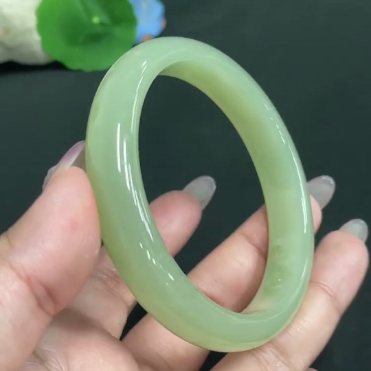 H33939600 Hetian Jade Round Bracelet Size 60.3 Total Weight Approx. 49.7g