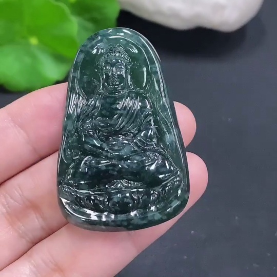 F30542765 Jadeite Shakyamuni Buddha Pendant