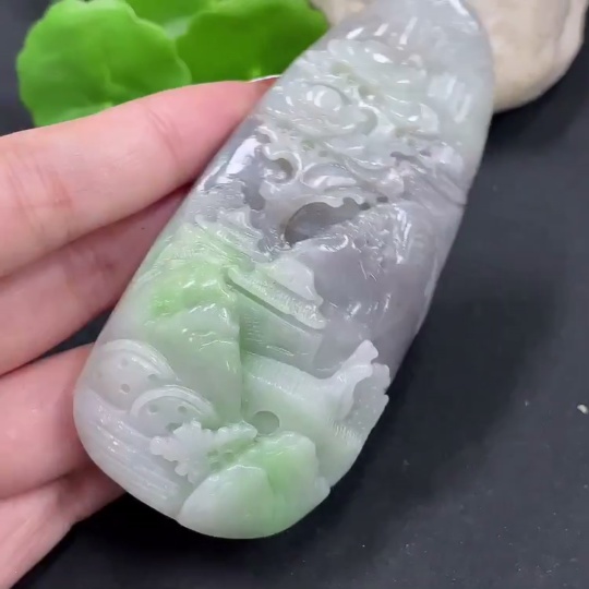 H34027725 Hetian Jade Handheld Piece Landscape Total Weight Approximately 130.9g